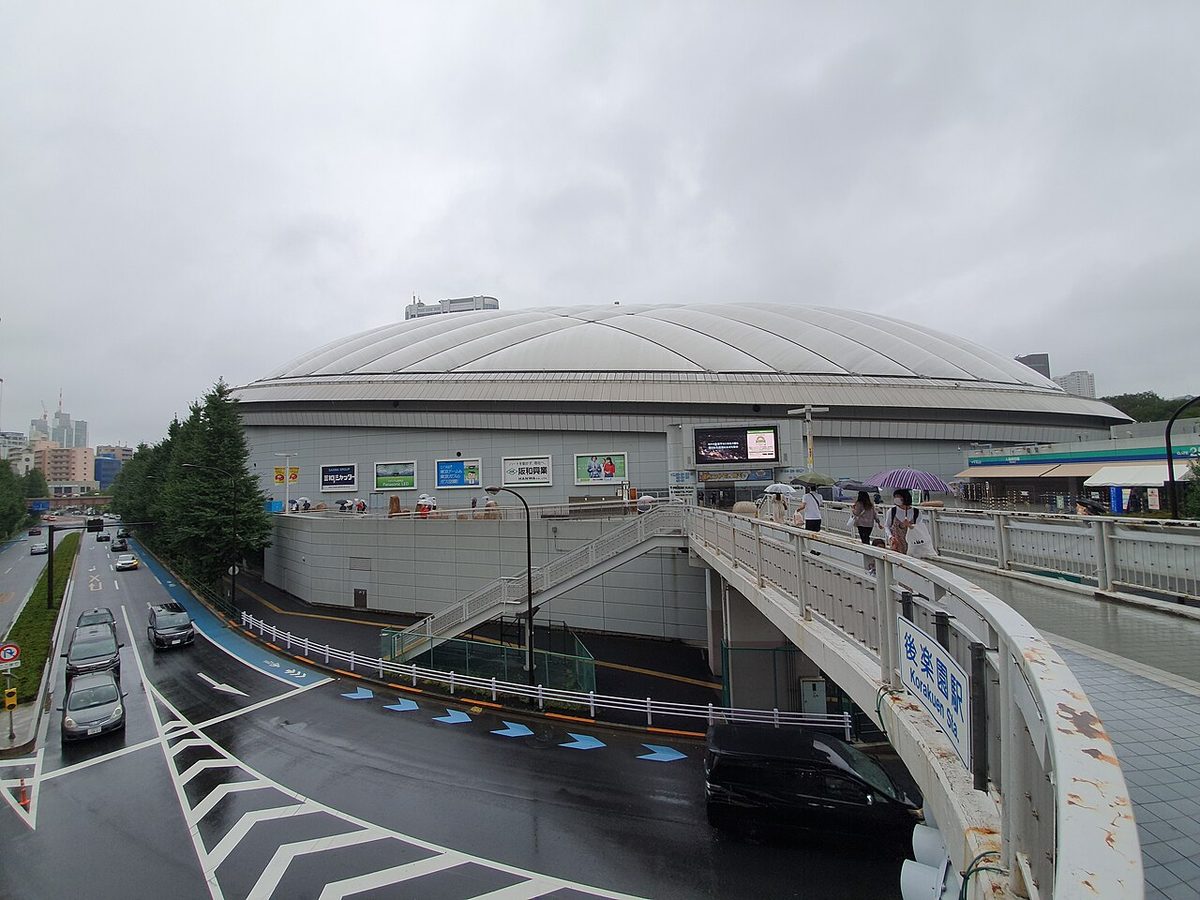 Tokyo Dome exterior